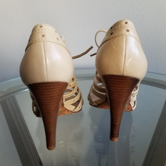 L.A.M.B by Gwen Stefani 90s Y2K Lace Up Tan Leather Heels Size 6 - Picture 7 of 13